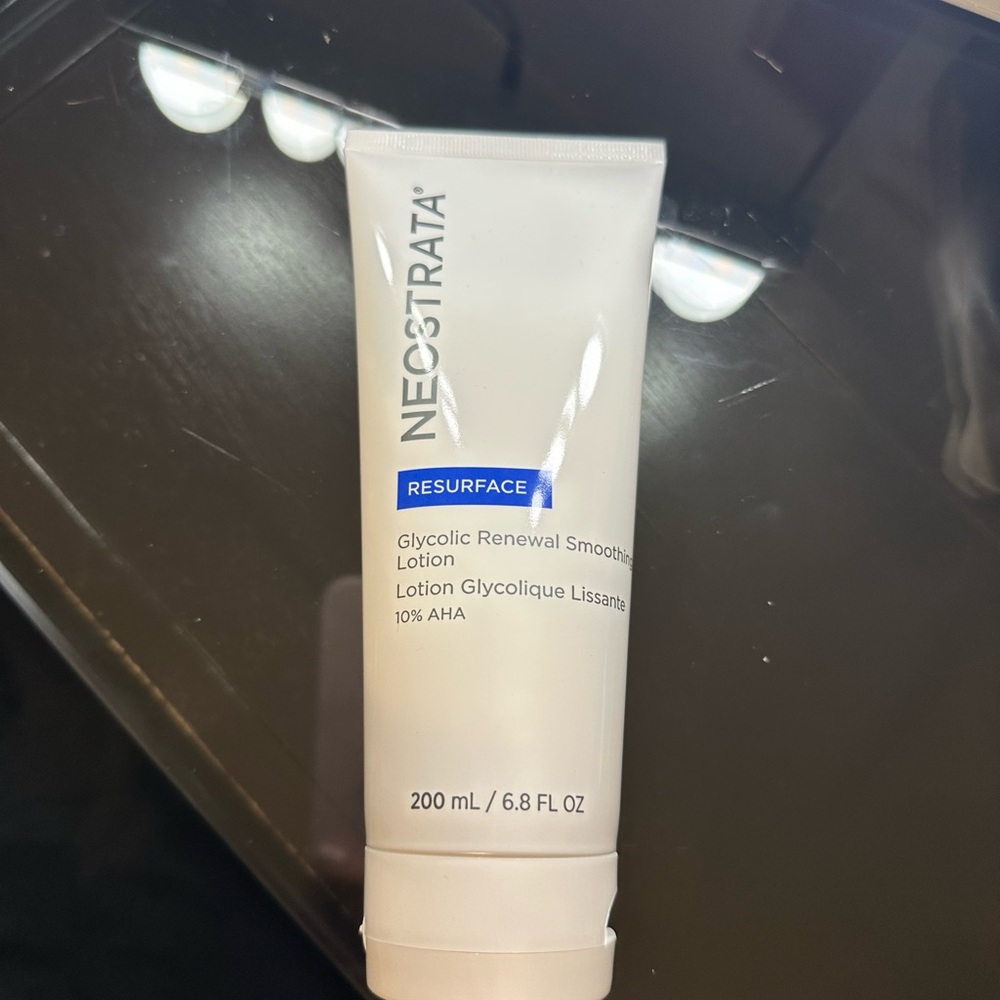 Neostrata Resurface Glycolic Renewal Smoothing Lotion
